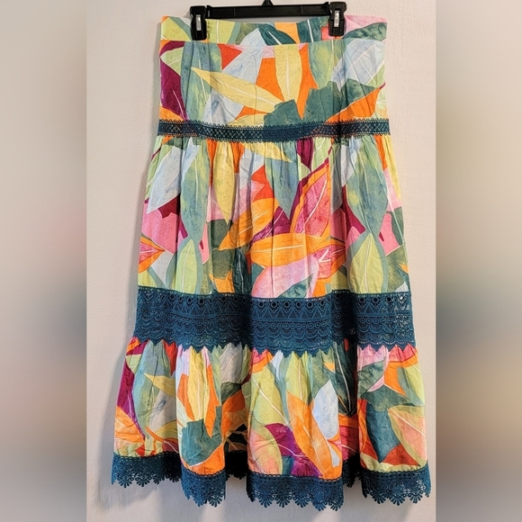Time and Tru Dresses & Skirts - L Tropical Tiered Lace Pull On Cruise Resort Vacation Bold Botanical Time & Tru